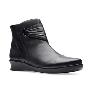 Clarks Hope Twirl Boots